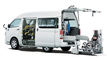 車いす仕様車“Fタイプ”2WD・2000ガソリン ロング・標準ボディ（3BF-TRH200K-VTZYF）ボディカラーはホワイト〈058〉