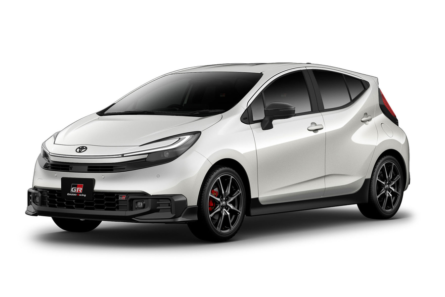 新型アクア GR SPORTが復活！2026年モデルの進化ポイントを徹底解説